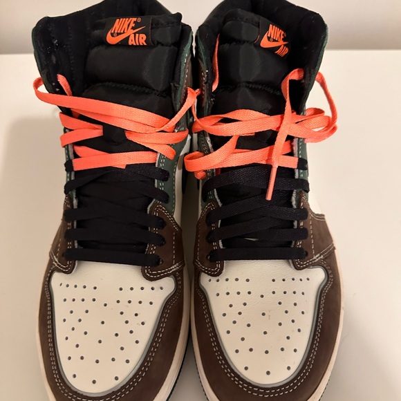 Air Jordan 1 Retro High OG Hand Crafted Sz 9.5 - Picture 8 of 8